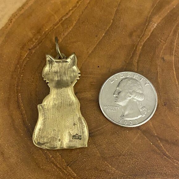 RETIRED Jeep Collins Cat Pendant or Charm, Brass - Picture 2 of 2